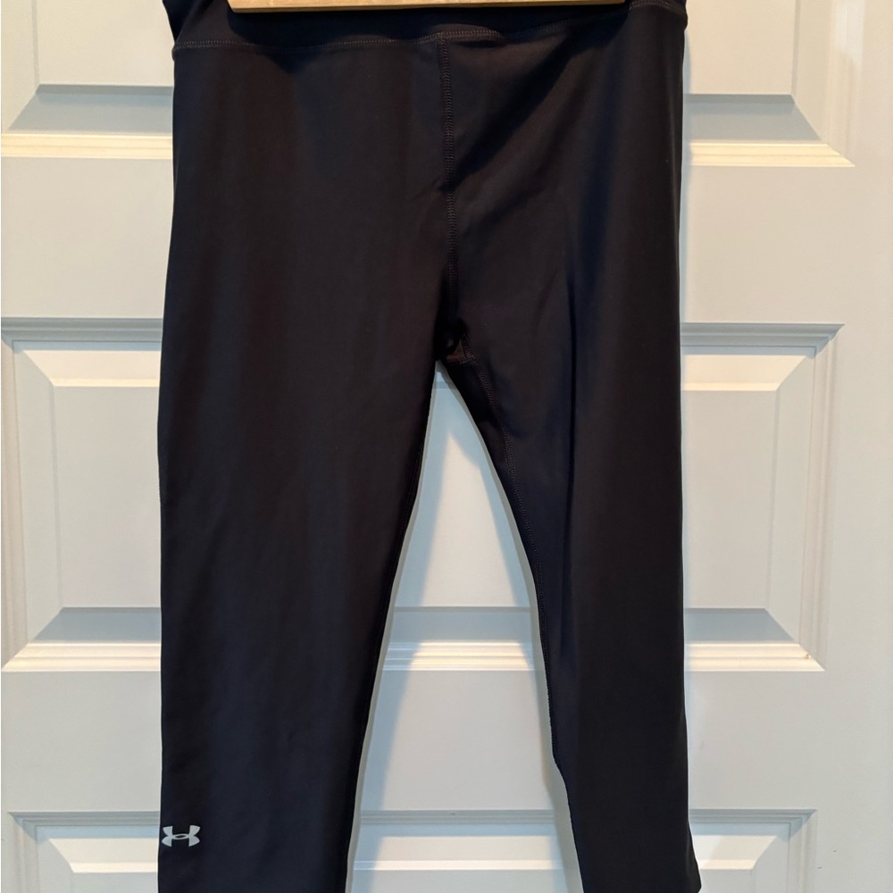 Under Armour Black Compression capri Leggings